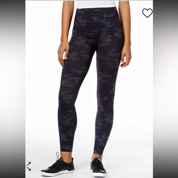 SPANX Look at Me Now High-Waisted Seamless Leggings Size Small - Picture 1 of 7